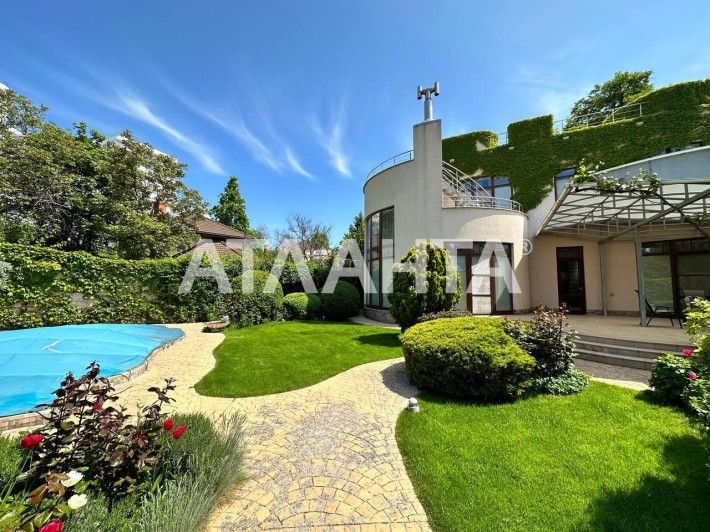 Гарний 2-поверховий будинок на Фонтані з великою терасою. - фото 1