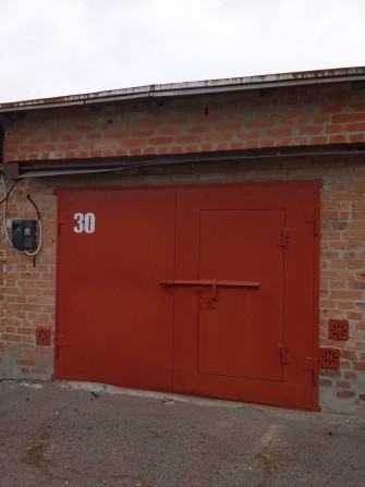 Гараж в районі Метро - фото 1