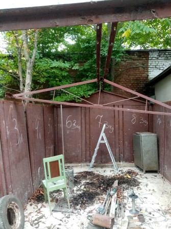 Гараж розібраний на вивіз. - фото 1