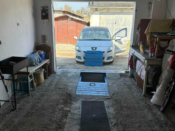 гараж продається на Максимовича 11 Львов