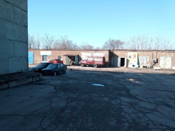Помещения, 100м2, автоРынок Славянский, р-н Диагональное кольцо, ул.Феросплавная 38 Запорожье
