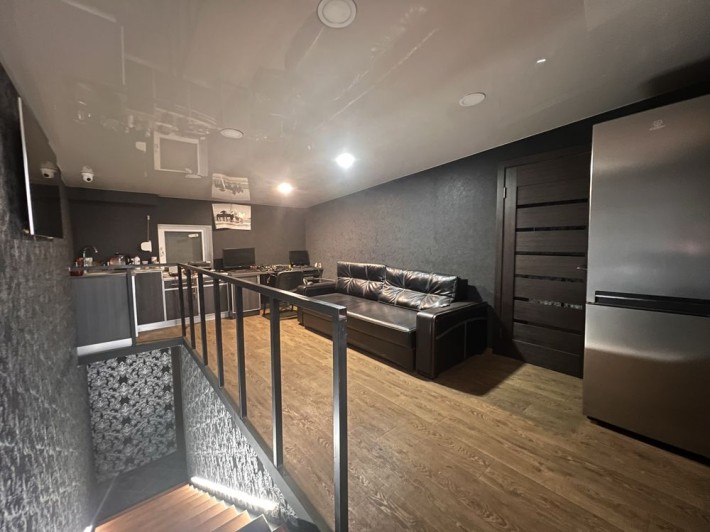 Продам двухуровневый гараж-офис Алексеевка - фото 1