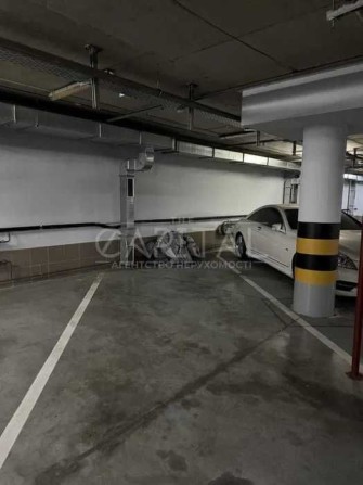 Продаж паркомісця в 20 будинку в ЖК Новопечерські Липки - фото 1