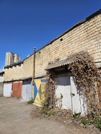 Продам гараж каменный - фото 1