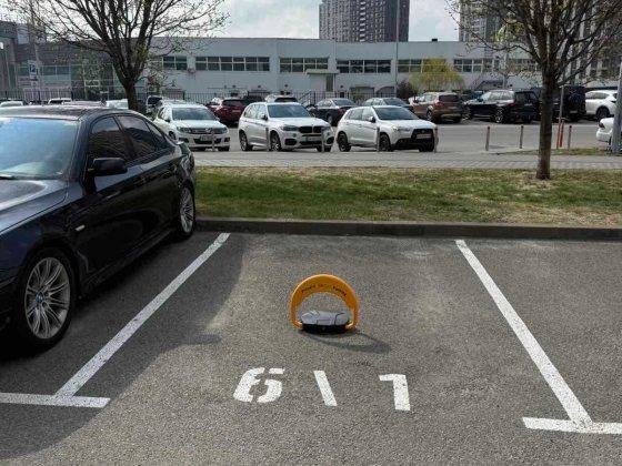 Без комісії! Продаж наземного паркомісця в ЖК Рівер Стоун, RiverStone, Дніпровська наб.14