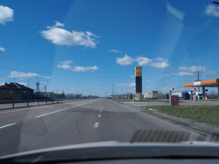 СТО стоянка ТІR Варшавська траса АЗС  Київ ВАРШАВА земля паркінг релок - фото 1