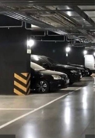 паркомісця  Французський Квартал 2. - фото 1