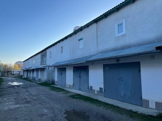 Гараж в ГБК 26 по вулиці Ленкавського в м.Івано-Франківську Микитинцы