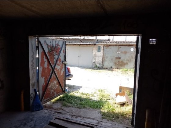 Продам гараж, Не цементников. Балаклея