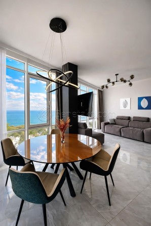 Двуспальная квартира с видом на море в Ж/К «Париж» - фото 1