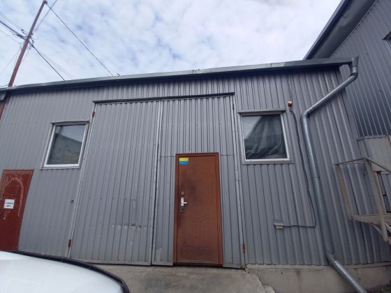 Оренда склада\виробництва підлога антипил, сендвіч панелі, велика електрична потужність