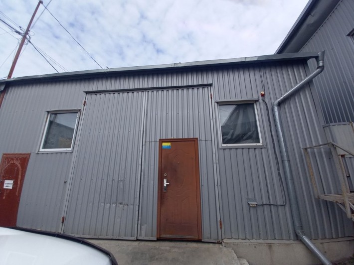 Оренда склада\виробництва підлога антипил, сендвіч панелі, велика електрична потужність - фото 1