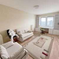 Продаж 3-к квартири вул. Милославська 4 Киев