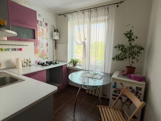 Продається 2-кімнатна квартира по вул. Братська 77 Александрия