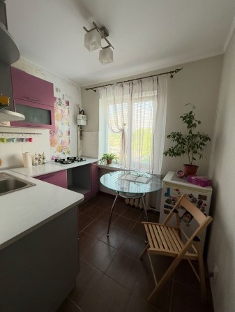 Продається 2-кімнатна квартира по вул. Братська 77 - фото 1