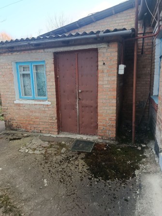 Продам квартиру в будинку - фото 1