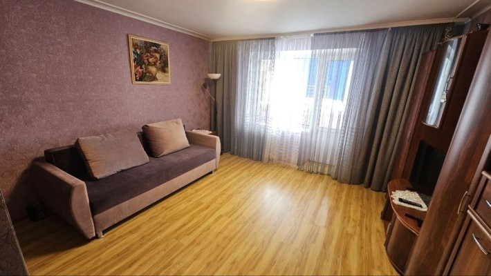 Продаж 1 кім.кв., чешка, ремонт, меблі - фото 1