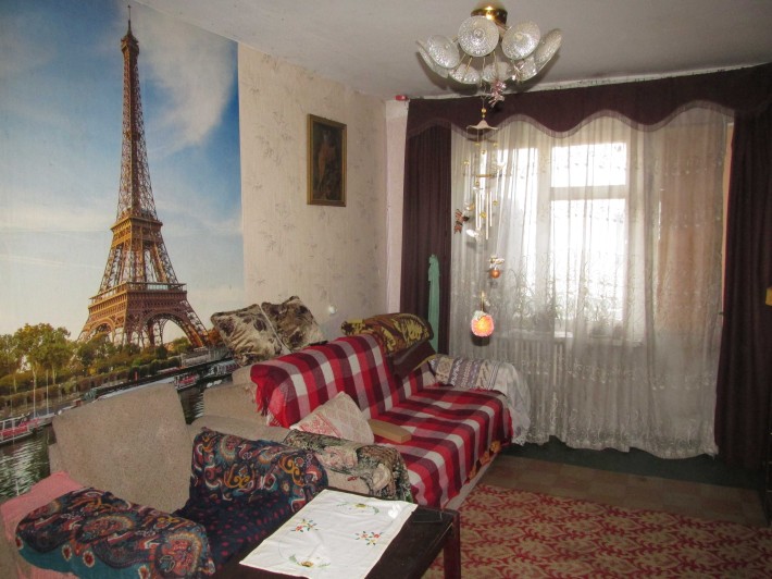 Продам 3 кімнатну квартиру по вул. Сагайдачного (колишня назва вул. Фрунзе, р-н Центрального ринку) - фото 1