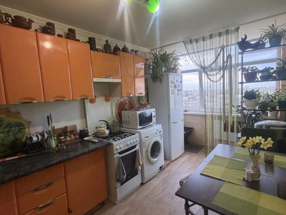 Продам 2-ком кв ул Солнечная Белгород-Днестровский