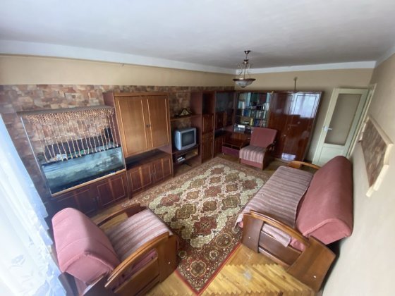 ‼️Продам 3х кімнатну квартиру в Берегові навпроти басейну Берегово