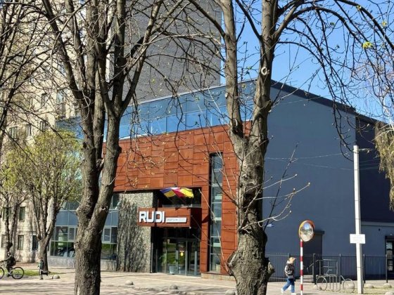 Продаж 2х кімнатної квартири з новим ремонтом по вул. Матросова Каменское