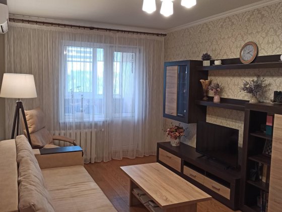 Продам 3-х кімнатну квартиру. р-н Центр. Ринок Васильков