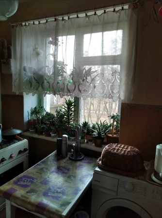 Продам 2х к-ну квартиру - фото 1