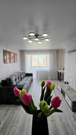 Продам 2х комнатную Квартиру с Ремонтом. Днепрострой - фото 1