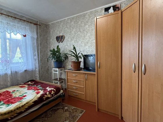 Продаж 2 кім. 11 мкрн. Лівий берег Каменское