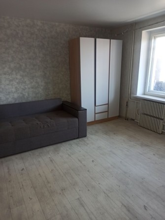 Продается однокомнатная квартира по проспекту Аношкина ( бассейн ) - фото 1