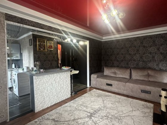 Продам 2-комн Неженская Каменское