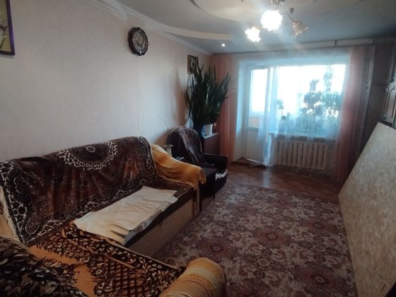 Продам двокімнатну квартиру Глухов