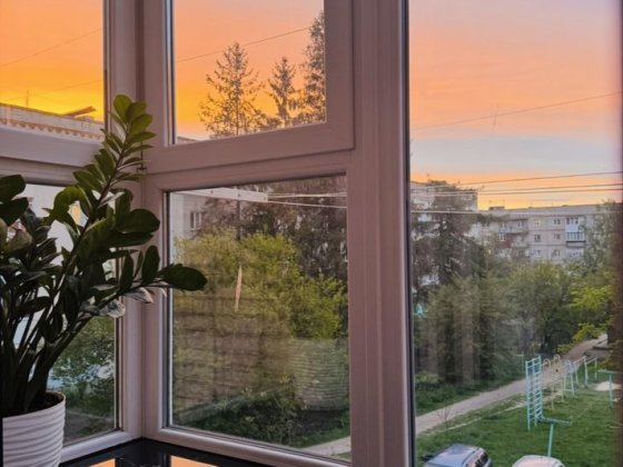 Продам затишну 3-кімнатну квартиру, на 3 поверсі, з євроремонтом. Вул  Олександра  Ступаченка 1.   З Глухов