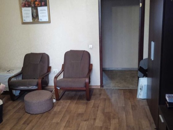 Продам 2-комнатную квартиру в центральной части города. Каменское