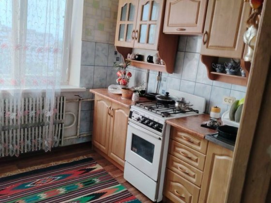 Продается 2-комнатная квартира на левом берегу , 3 мкр  kubr Каменское