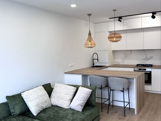 2-кімнатна квартира 72 м² з дизайнерським ремонтом у ЖК Park Town Гостомель