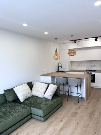 2-кімнатна квартира 72 м² з дизайнерським ремонтом у ЖК Park Town - фото 1