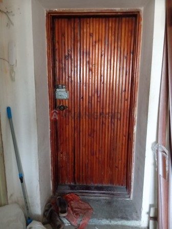 Продам 3 кімнатну квартиру у цегляному будинку 3 мкр. лівого берега - фото 1