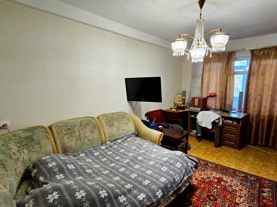 Продам 2х комнатную квартиру р-н Украина Каменское