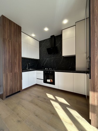 Продаж сучасної дизайнерської квартири в Гостомелі, ЖК «Покровський» - фото 1