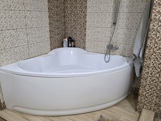 Продажа 5 к. квартиры , вид на лес и АО. 4 мкрн. Каменское