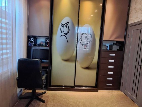 Продам 2-х комнатную на Соцгороде Каменское