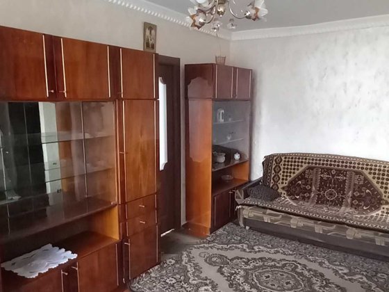 Квартира з авт. опаленням  вул. Грушевського