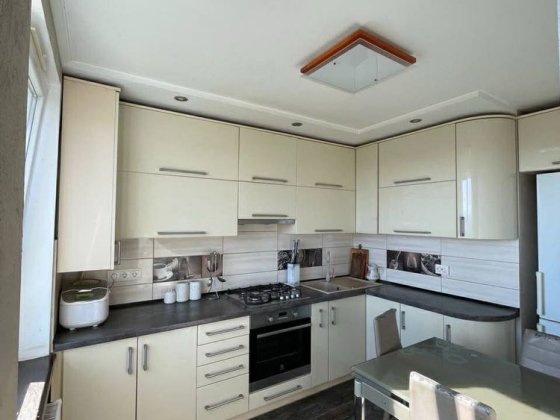 Продається 2х кімнатна квартира по вул. Грушевського Дрогобыч