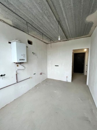 Однокімнатна квартира з початковим ремонтом - фото 1