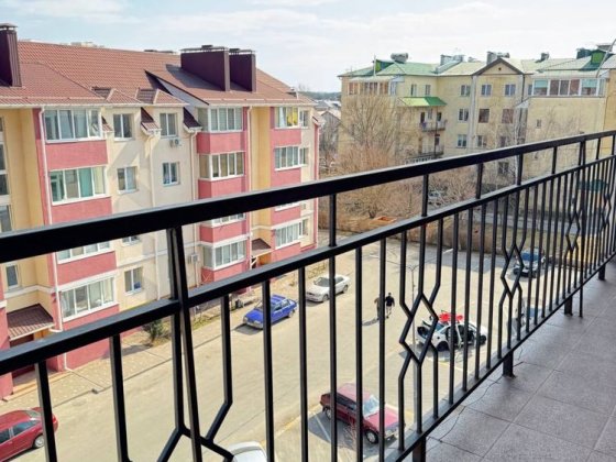 Квартира з ремонтом! Сертифікат!