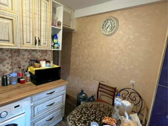 Продам 3 х комнатную квартиру. Правый берег Каменское