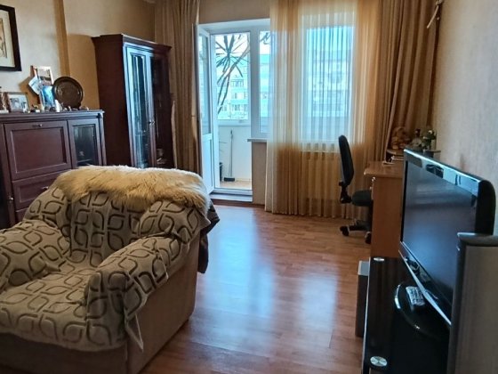 Продам 2 кімнатну квартиру на Лівому березі Каменское