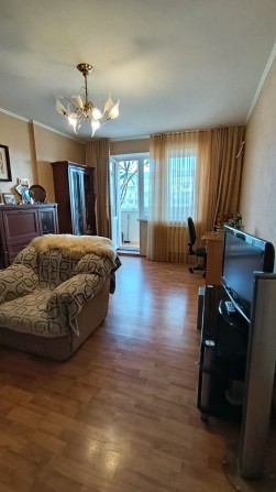 Продам 2 кімнатну квартиру на Лівому березі - фото 1