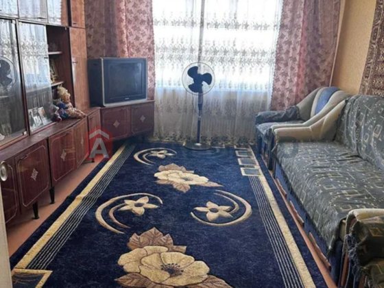 Продам 3-х комнатную квартиру Каменское